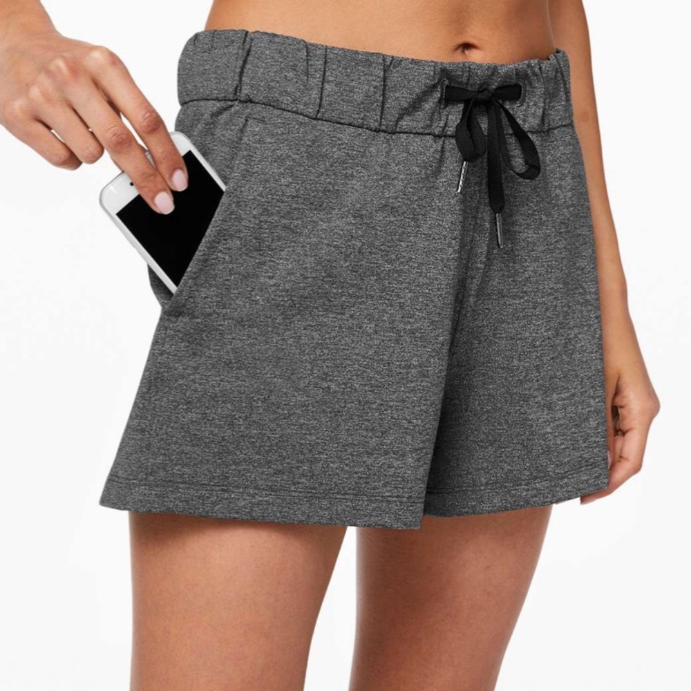 Lululemon On The Fly Short *2.5" | Heathered Black